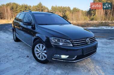 Універсал Volkswagen Passat 2012 в Ковелі