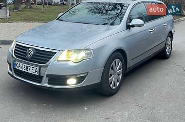 Універсал Volkswagen Passat 2008 в Києві