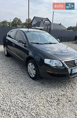 Седан Volkswagen Passat 2005 в Сторожинці