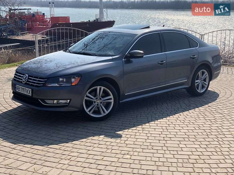 Седан Volkswagen Passat 2014 в Измаиле