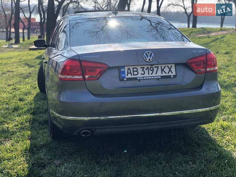 Седан Volkswagen Passat 2014 в Измаиле