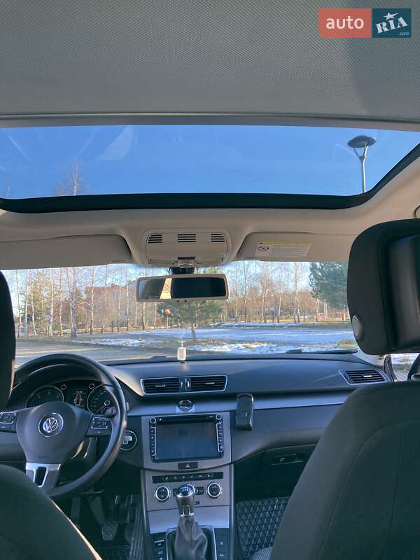 Універсал Volkswagen Passat 2013 в Трускавці