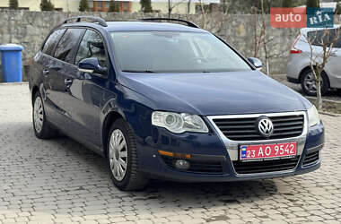 Универсал Volkswagen Passat 2009 в Староконстантинове