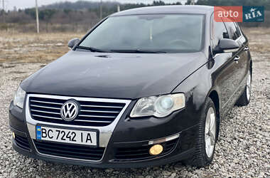 Седан Volkswagen Passat 2007 в Новояворовске