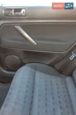 Универсал Volkswagen Passat 2001 в 