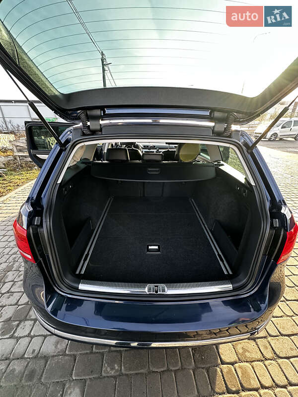 Универсал Volkswagen Passat 2011 в Львове