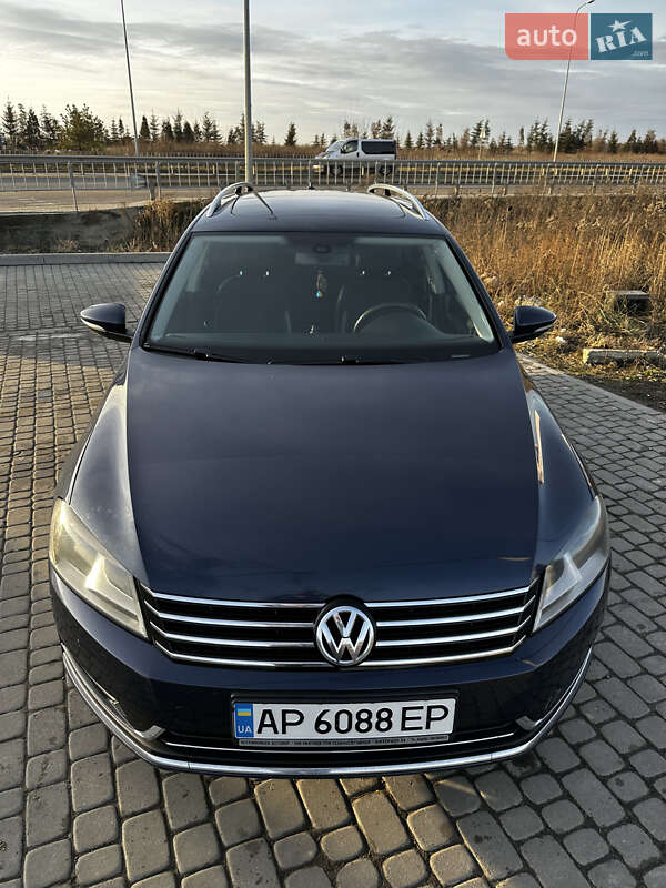 Универсал Volkswagen Passat 2011 в Львове