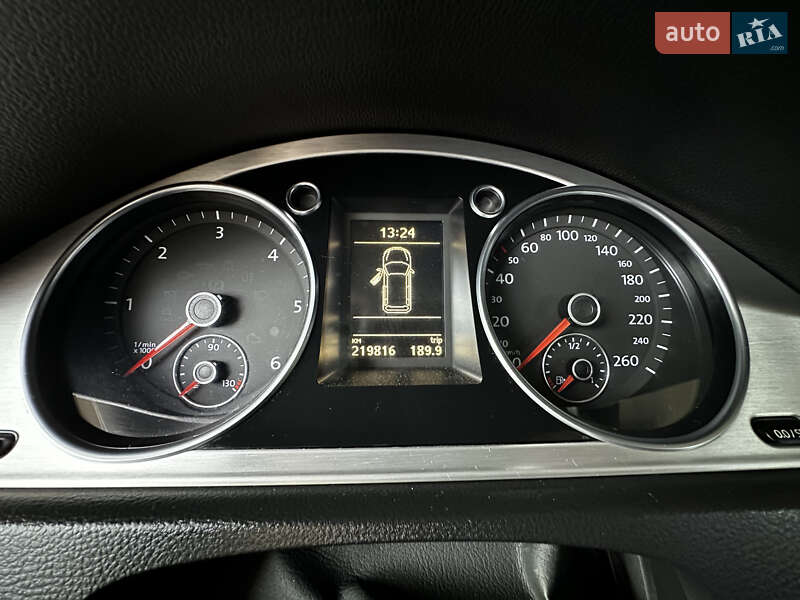 Универсал Volkswagen Passat 2011 в Львове