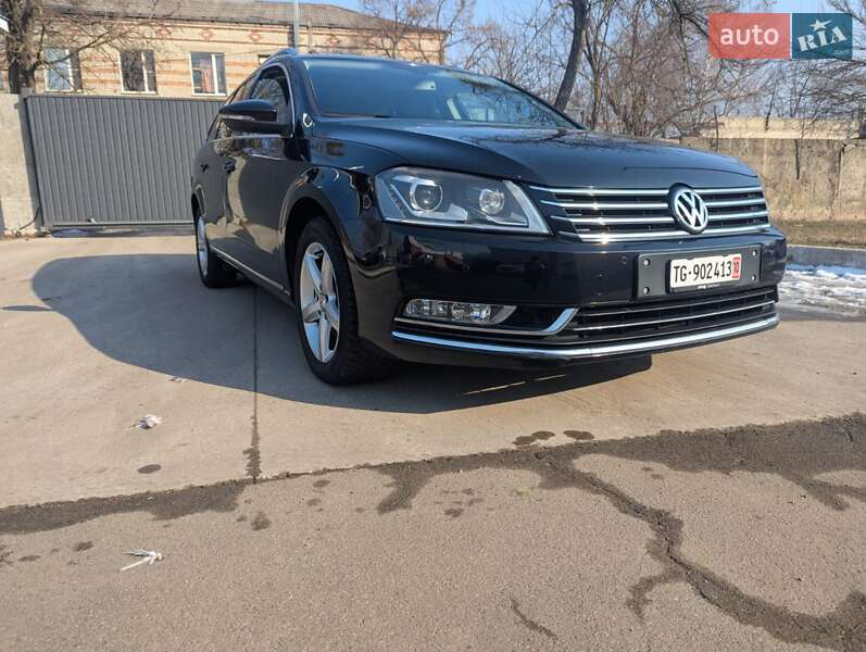 Универсал Volkswagen Passat 2011 в Чернигове