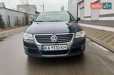 Седан Volkswagen Passat 2006 в Києві