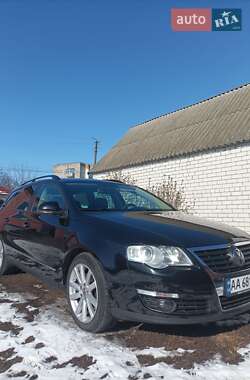 Универсал Volkswagen Passat 2008 в Хороле