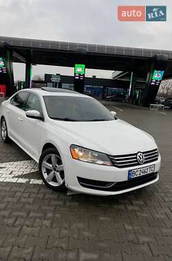 Седан Volkswagen Passat 2012 в Стрию