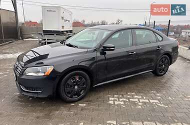 Седан Volkswagen Passat 2012 в 