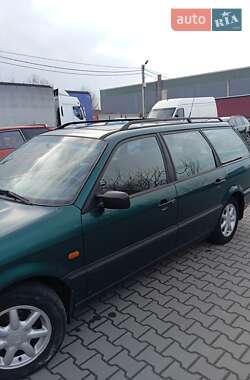 Универсал Volkswagen Passat 1996 в 