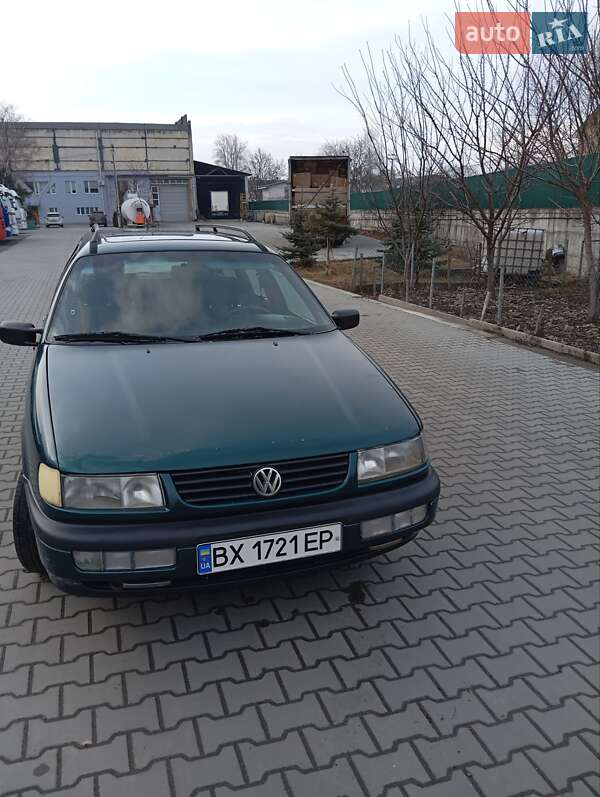 Универсал Volkswagen Passat 1996 в 