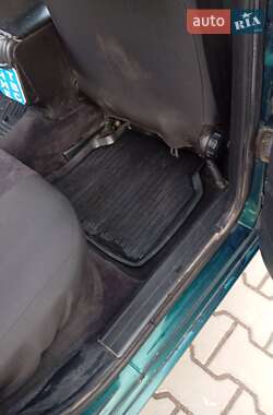 Универсал Volkswagen Passat 1996 в 