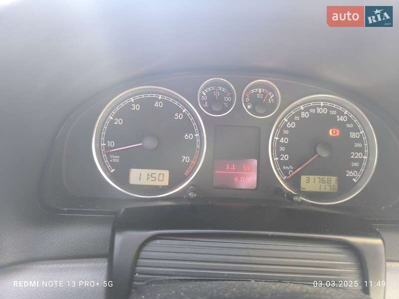 Универсал Volkswagen Passat 2003 в Вышгороде