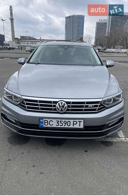 Універсал Volkswagen Passat 2018 в Києві