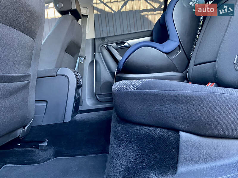 Седан Volkswagen Passat 2012 в Ужгороде