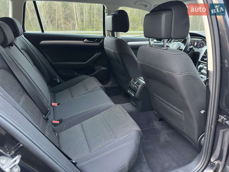 Универсал Volkswagen Passat 2018 в Ковеле