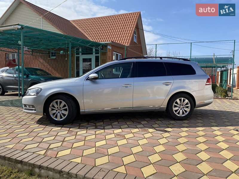 Универсал Volkswagen Passat 2013 в Первомайске