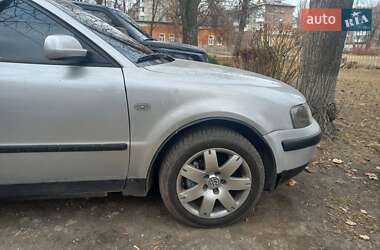 Универсал Volkswagen Passat 2000 в 