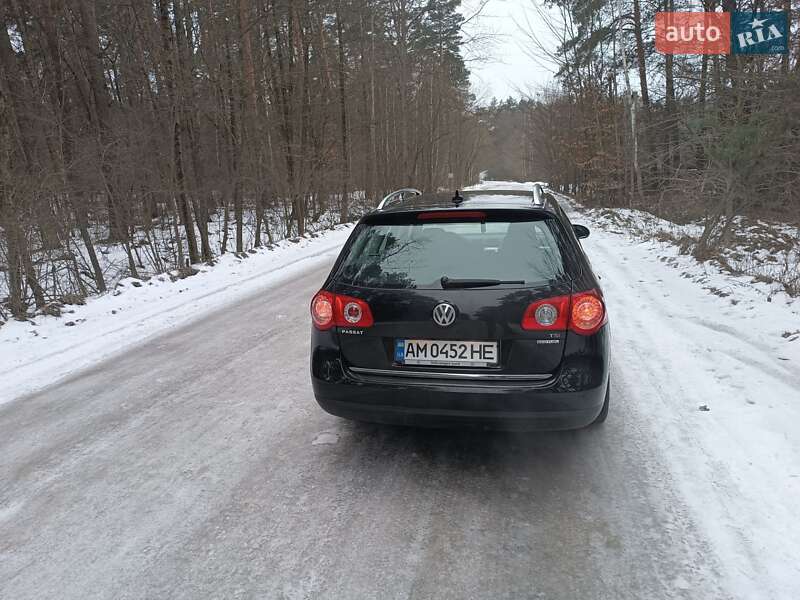 Универсал Volkswagen Passat 2010 в Житомире