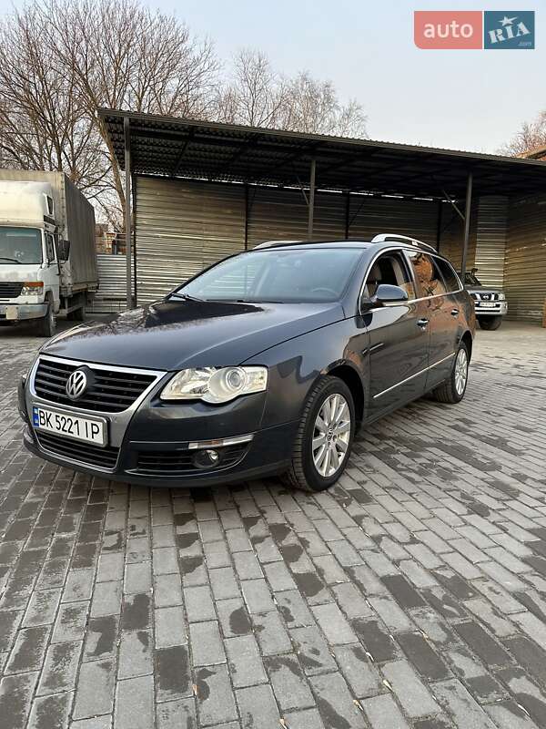 Универсал Volkswagen Passat 2008 в 