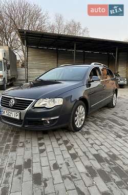 Универсал Volkswagen Passat 2008 в 
