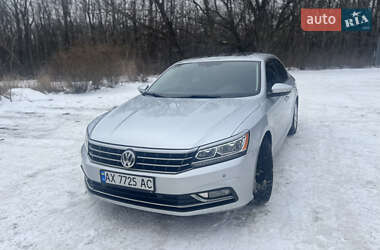 Седан Volkswagen Passat 2016 в Харкові