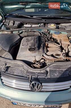 Седан Volkswagen Passat 1998 в Каменец-Подольском