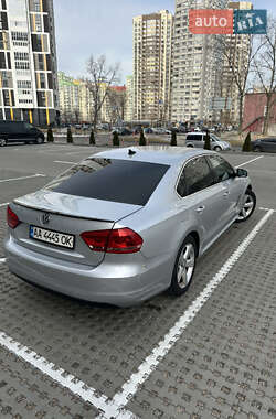 Седан Volkswagen Passat 2012 в 