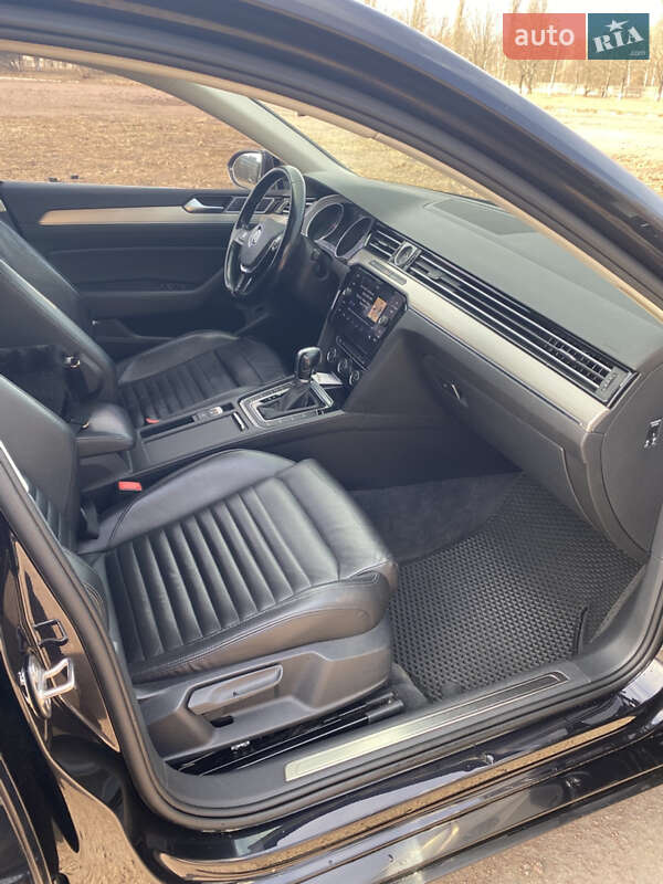Універсал Volkswagen Passat 2015 в Ніжині фото 13 Універсал Volkswagen Passat 2015 в Ніжині
