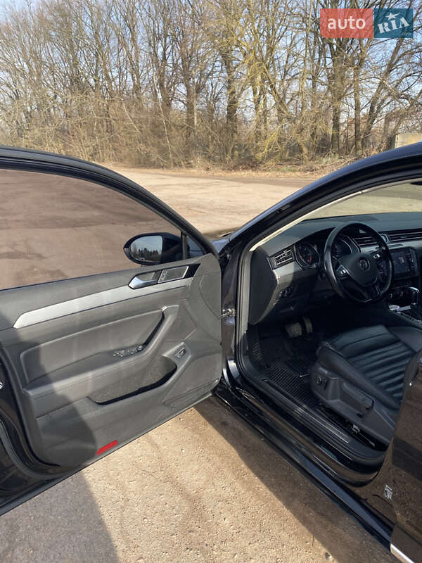 Універсал Volkswagen Passat 2015 в Ніжині фото 16 Універсал Volkswagen Passat 2015 в Ніжині