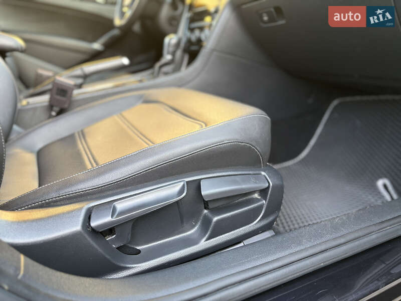 Седан Volkswagen Passat 2020 в Львове фото 26 Седан Volkswagen Passat 2020 в Львове