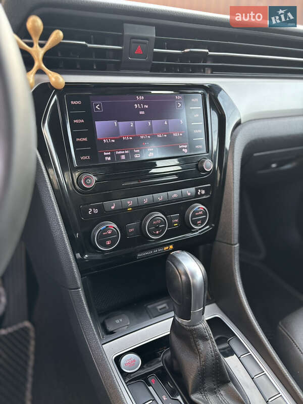 Седан Volkswagen Passat 2020 в Львове фото 34 Седан Volkswagen Passat 2020 в Львове