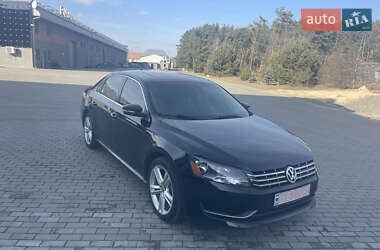 Седан Volkswagen Passat 2014 в Костополе