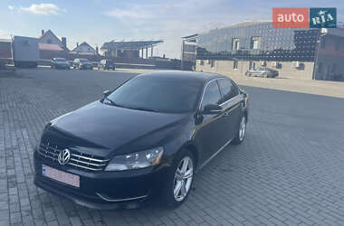 Седан Volkswagen Passat 2014 в Костополе