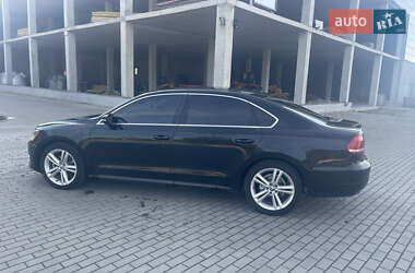 Седан Volkswagen Passat 2014 в Костополе