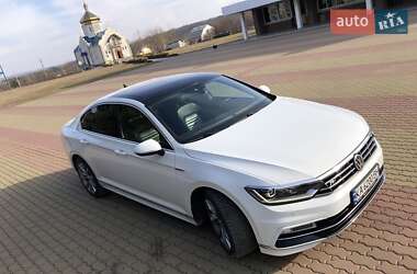 Седан Volkswagen Passat 2017 в Корсуне-Шевченковском