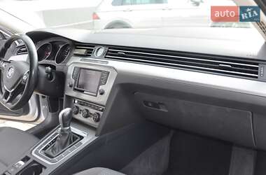 Универсал Volkswagen Passat 2015 в 