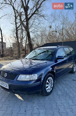 Универсал Volkswagen Passat 1997 в Черновцах