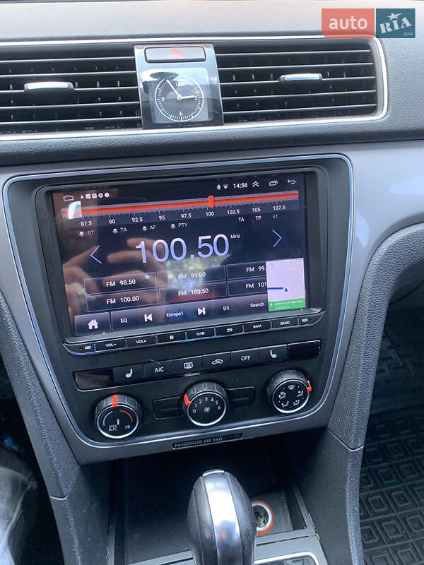 Седан Volkswagen Passat 2014 в Киеве