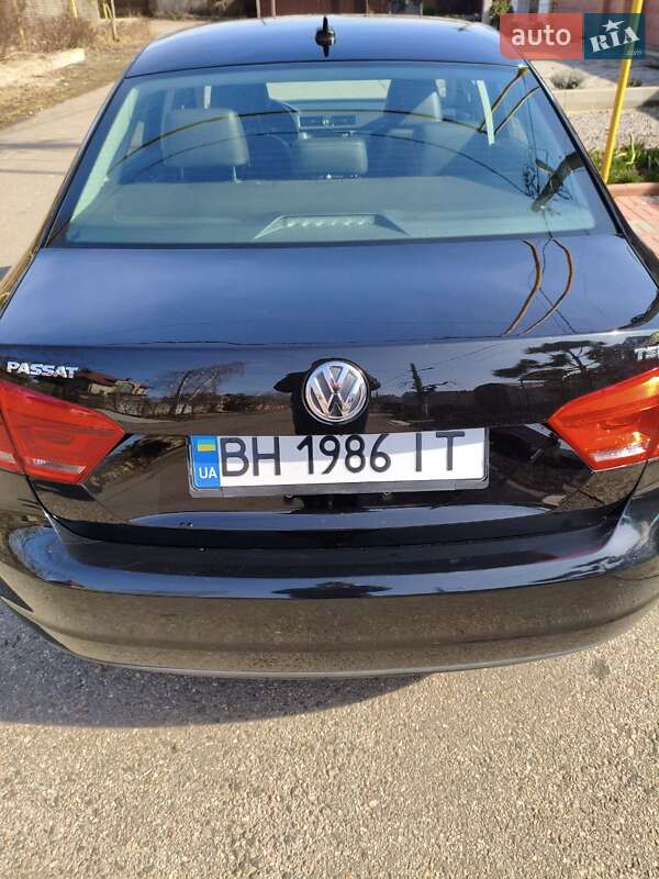 Седан Volkswagen Passat 2014 в Одессе