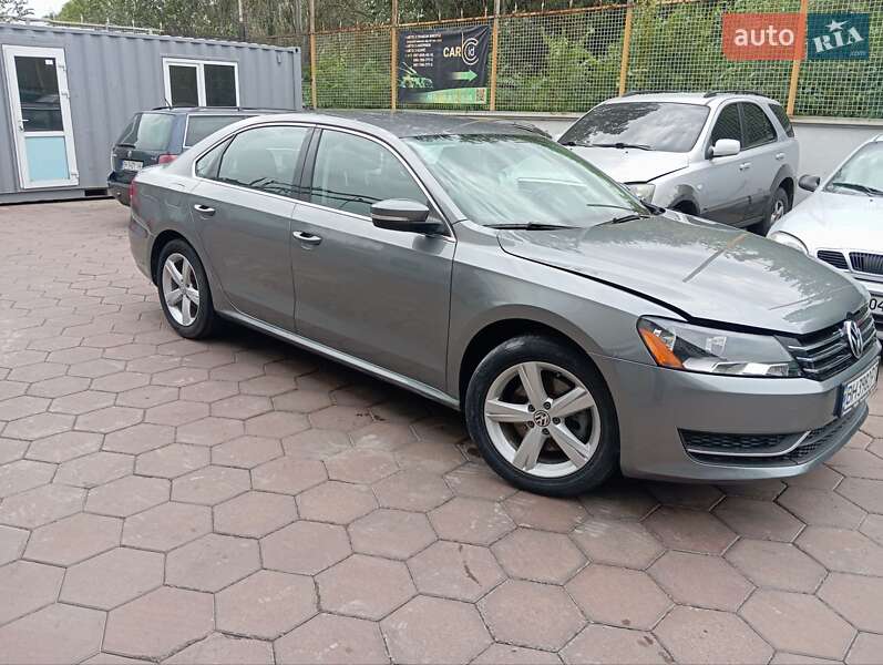 Седан Volkswagen Passat 2014 в Одессе