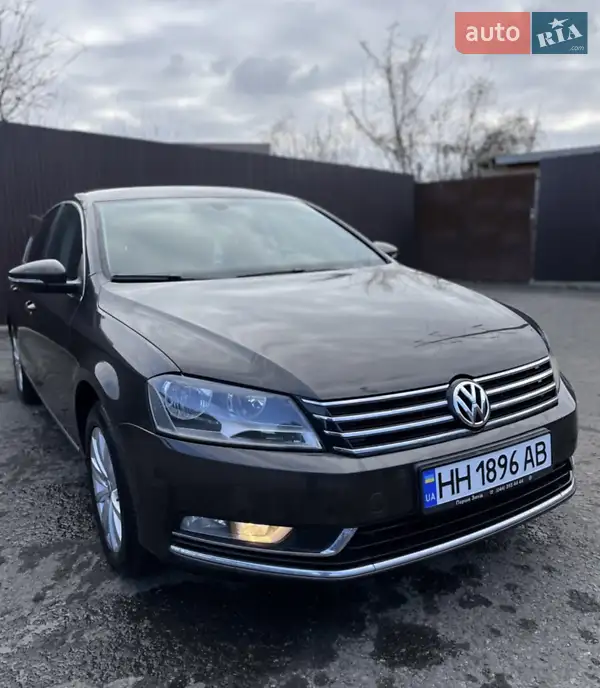 Седан Volkswagen Passat 2012 в 