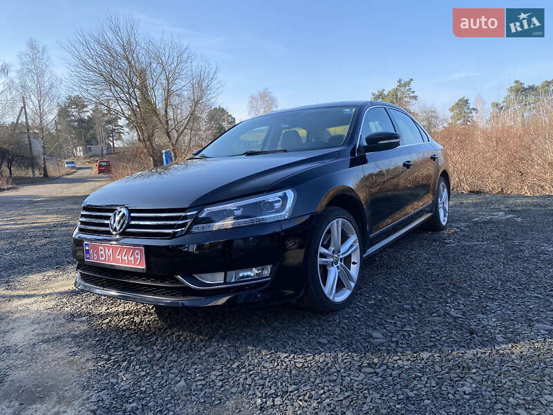 Седан Volkswagen Passat 2014 в Сарнах