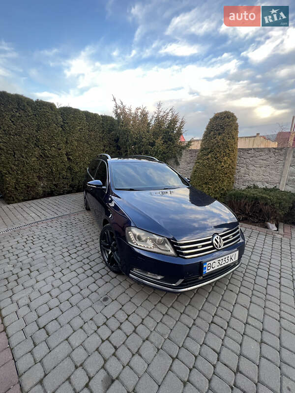 Volkswagen Passat 2011