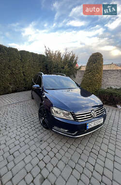Универсал Volkswagen Passat 2011 в 