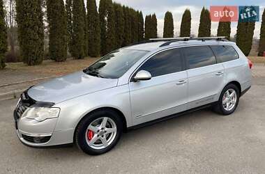 Універсал Volkswagen Passat 2010 в 